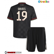 Otroške Nogometnih dresov Bayern Munich Alphonso Davies #19 Tretji 2025-26 Kratki rokavi (+ hlače)